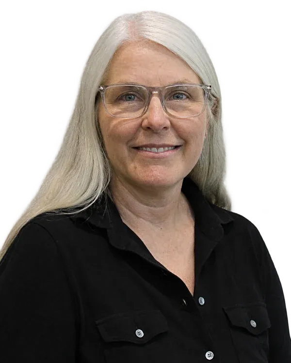 Portrait of Angie Johnson
