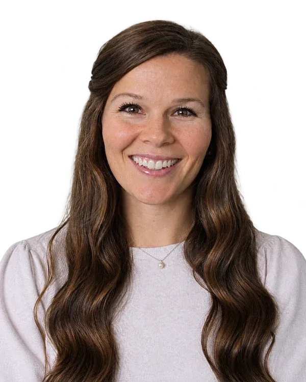 Portrait of Erin Dial